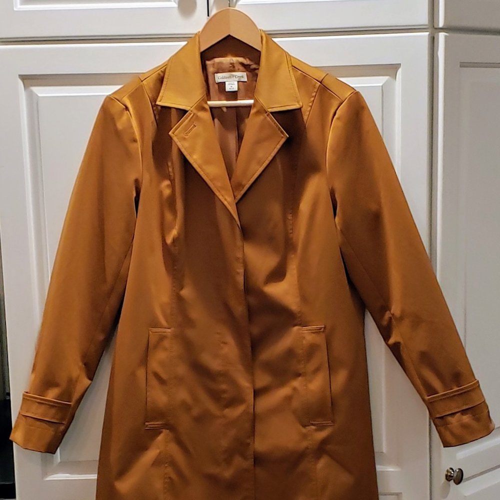 Coldwater Creek Raincoat.  Fully lined.